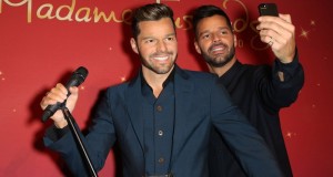 RICKY MARTIN ¡DEVELÓ SU FIGURA DE CERA EN LAS VEGAS!