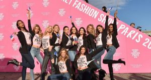 Bella Hadid, Kendall Jenner… Los ángeles de Victoria’s Secret viajan a París para el desfile del año